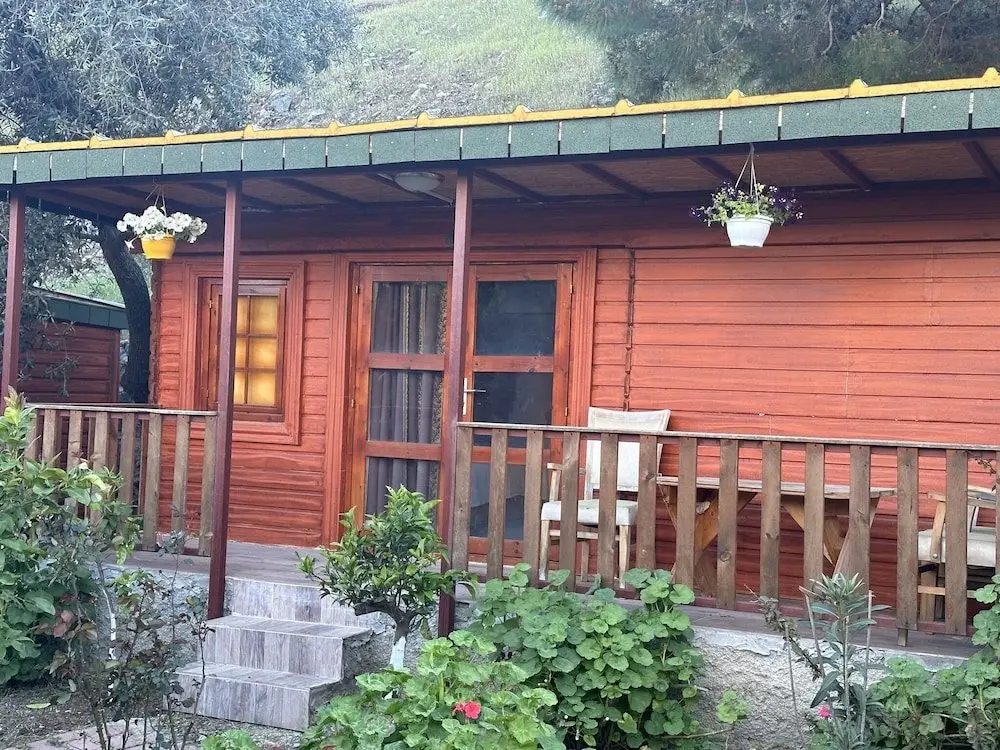 Чамьюва: Felicity Hotel & Bungalows