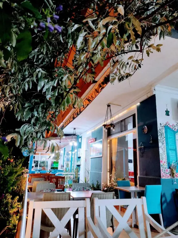 Чешме: Sakız Otel