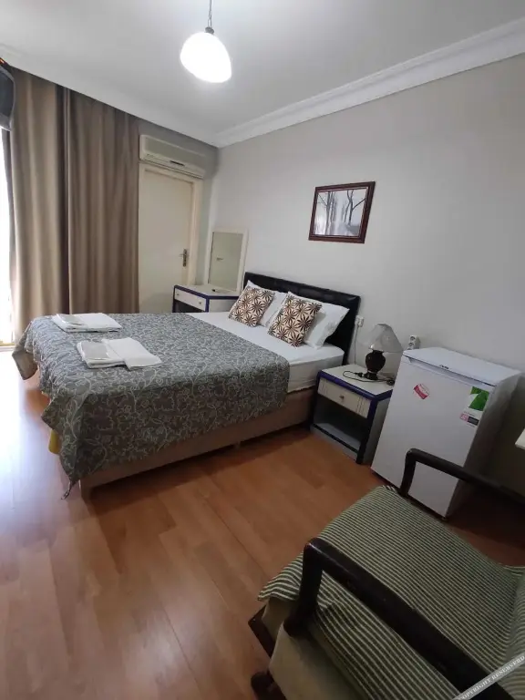 Чешме: Sakız Otel