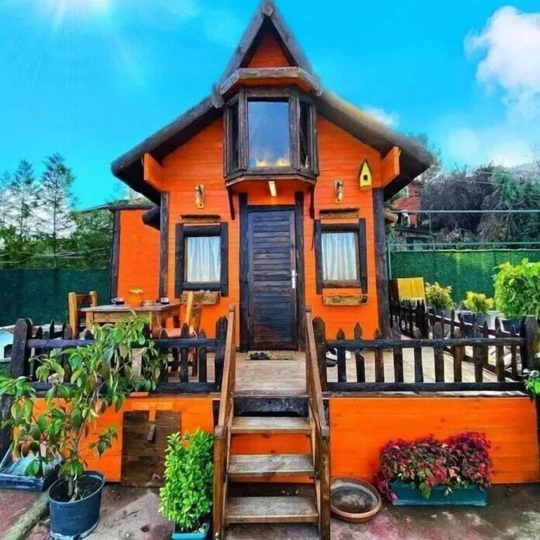 Сакарья: The Hobbit House