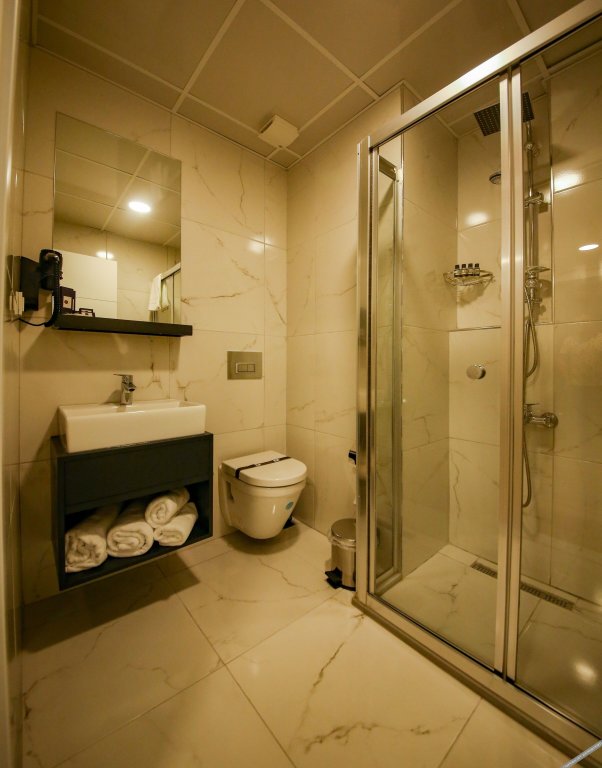 Alkan Palace Hotel — фото 1