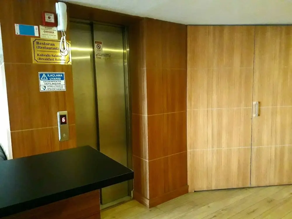 Хопа: Beyaz Saray Hotel