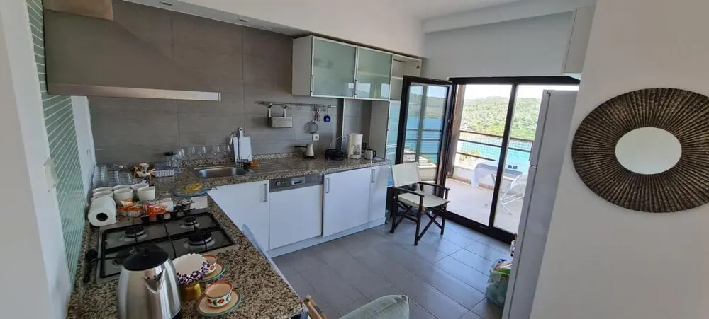 Милас: Amazing Flat w Shared Pool Near Beach in Milas