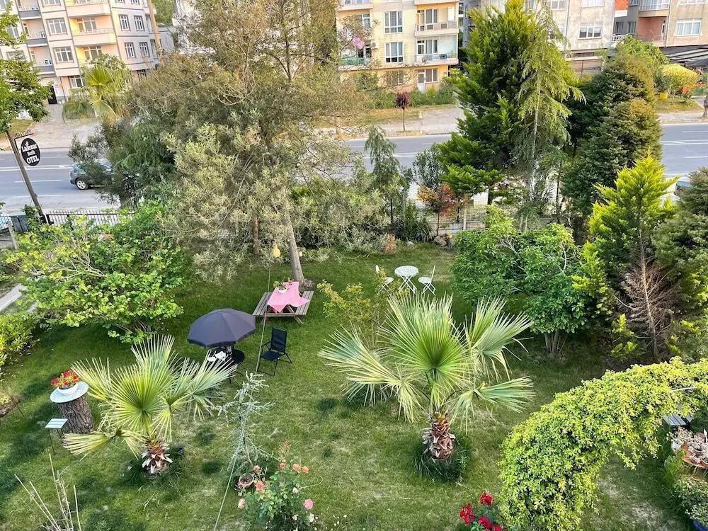 Унье: Lalezar Sea & Garden Hotel