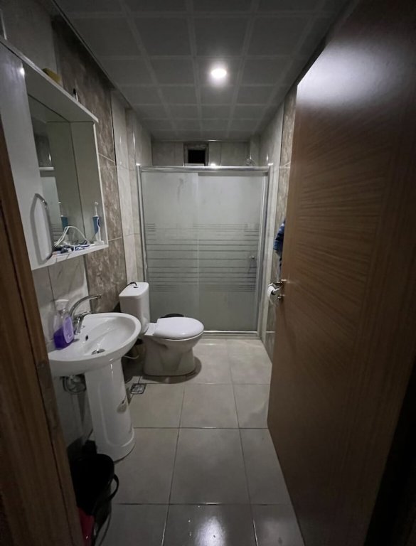 Анкара: shared apartment with private room-özel odalı ortak daire