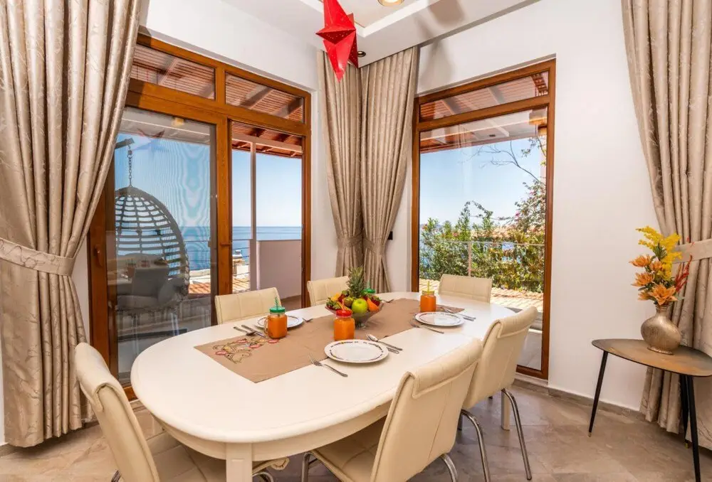 Анталья: Great Flat 300 m to Beach With Shared Pool in Kas