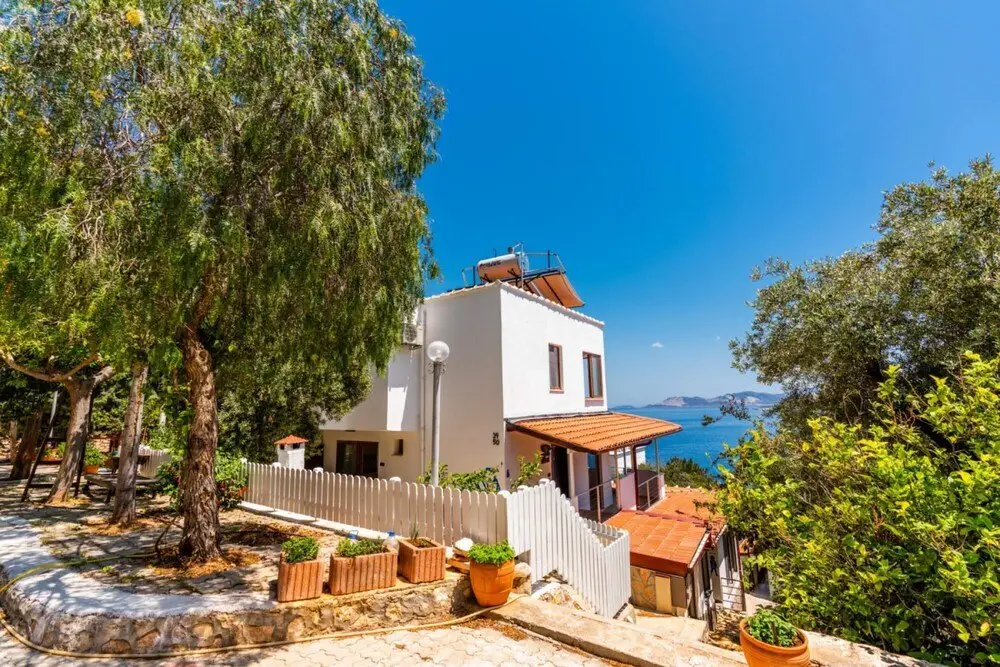 Great Flat 300 m to Beach With Shared Pool in Kas — фото 1
