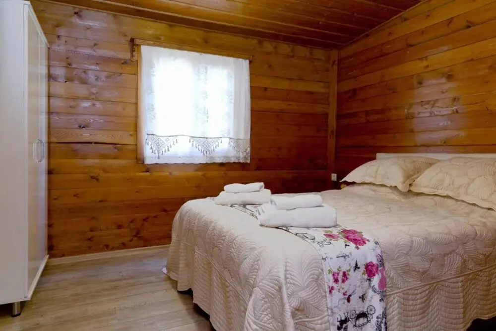 Бодрум: Tiny House With Shared Pool and Balcony in Bodrum