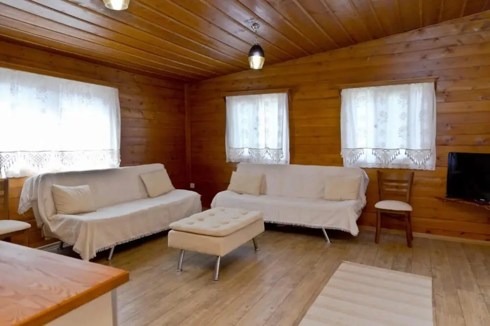 Бодрум: Tiny House With Shared Pool and Balcony in Bodrum