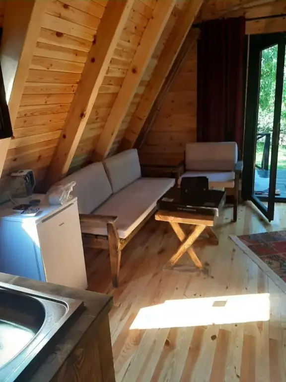 Сакарья: Enchanting Bungalow With Garden in Sapanca