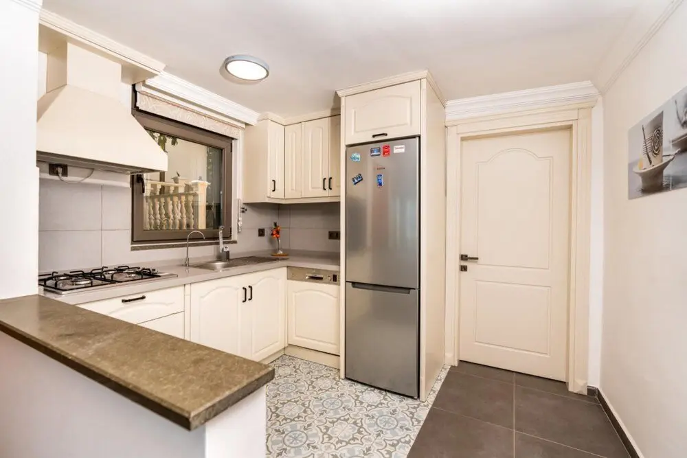 Анталья: Lovely Flat 300 m to Beach With Shared Pool in Kas