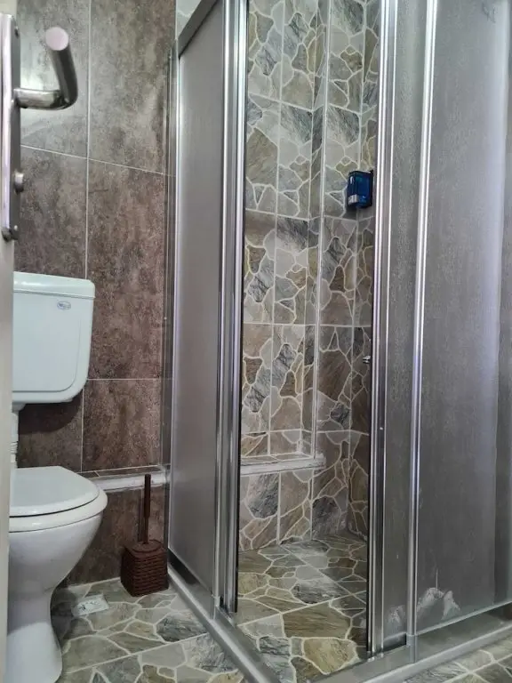 Сайл: Sword Otel