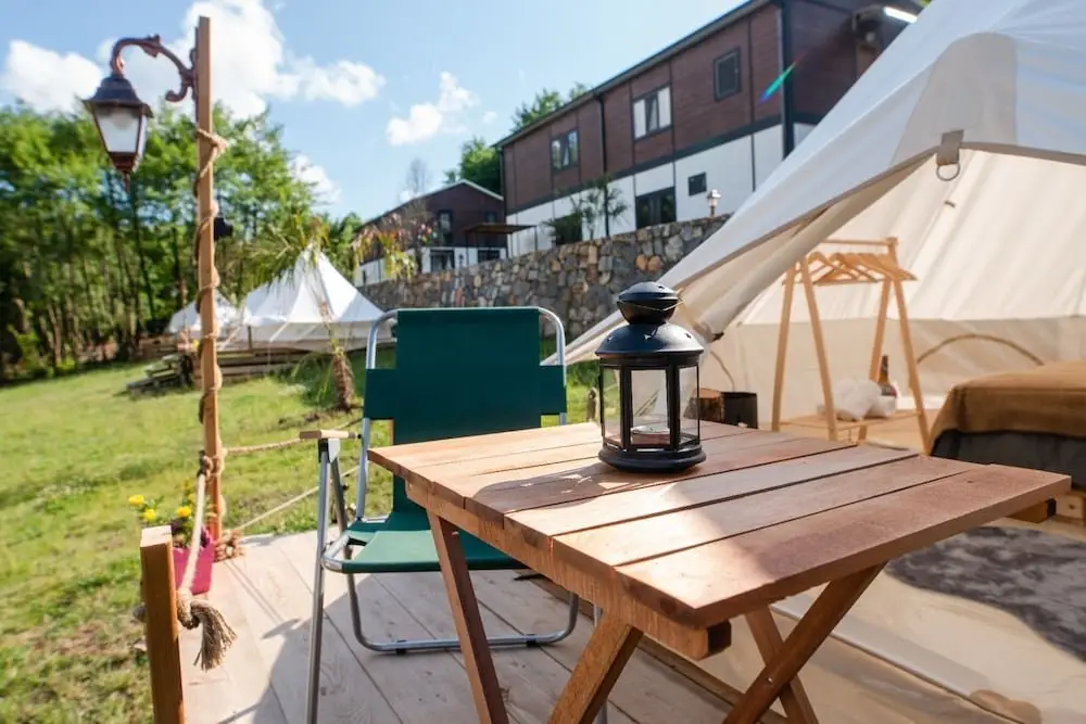 Сайл: Pallet Glamp NG & But K Otel