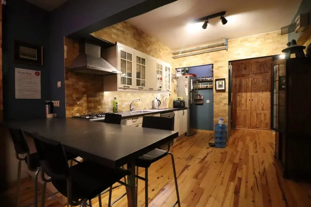 Стамбул: Cozy Flat With Backyard 600 m to Moda Coastal Park