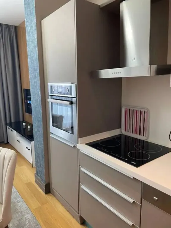 Стамбул: Stylish1 1 Apartment in Batisehir Near Mail of IST