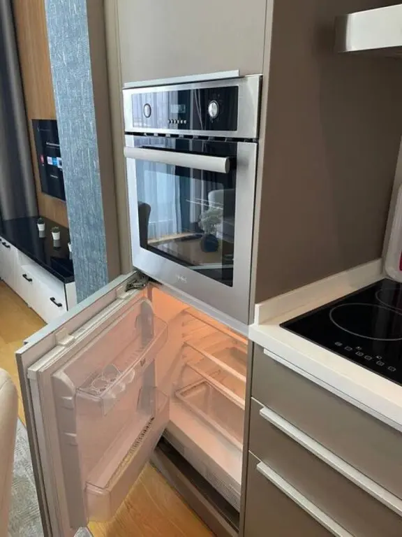 Стамбул: Stylish1 1 Apartment in Batisehir Near Mail of IST