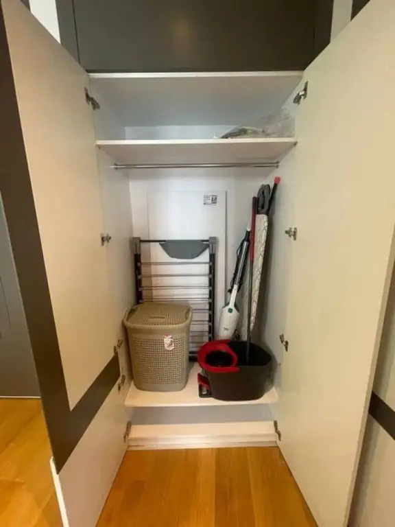 Стамбул: Stylish1 1 Apartment in Batisehir Near Mail of IST