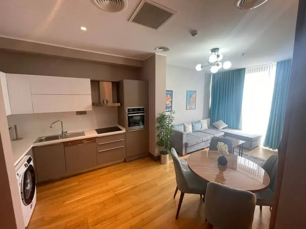 Стамбул: Special1 1 Apartment in Batisehir Near Mail of IST