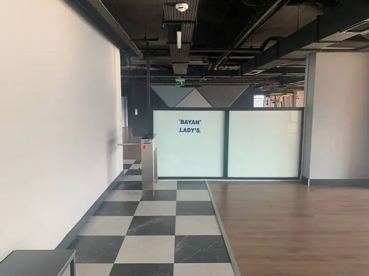 Стамбул: Spacious New 2 1 Apartment-near Mall of Istanbul