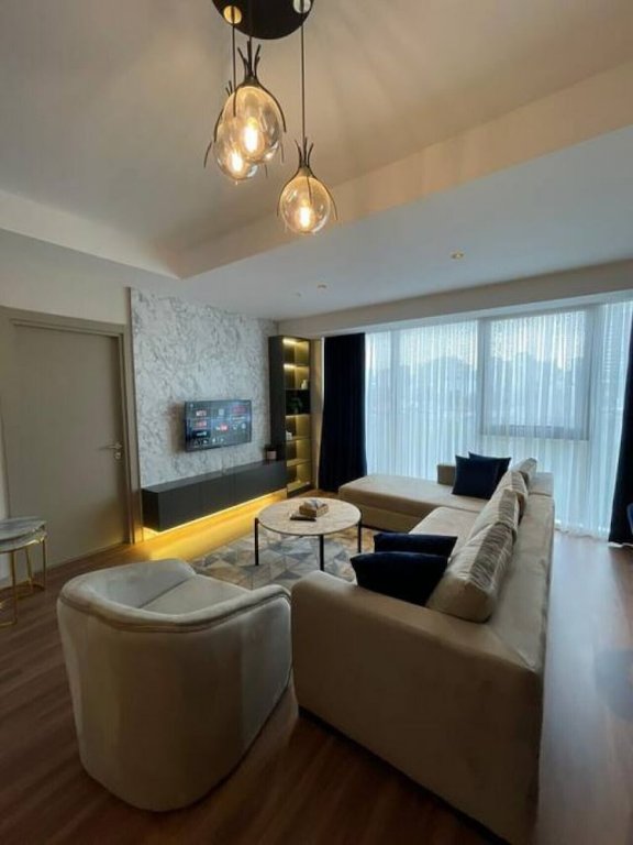Стамбул: Brand-new 2 1 Luxurious Apartment-near Mall of Istanbul