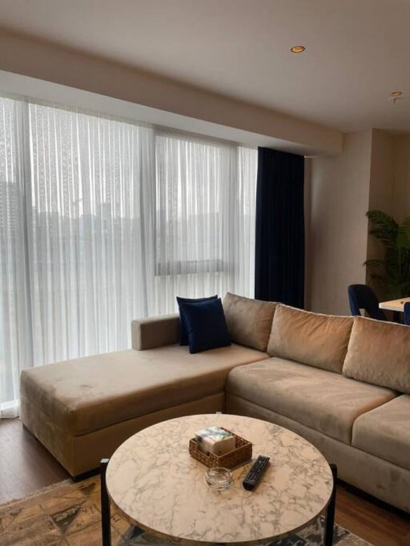 Стамбул: Brand-new 2 1 Luxurious Apartment-near Mall of Istanbul