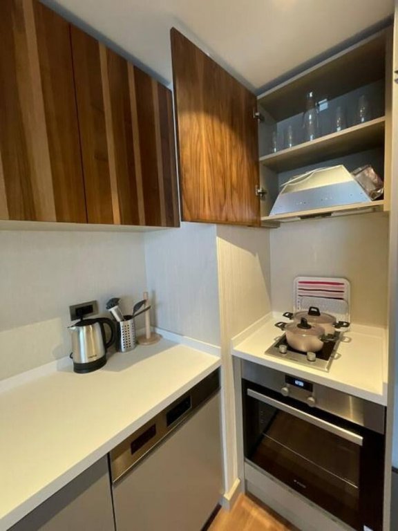 Стамбул: Brand-new 2 1 Luxurious Apartment-near Mall of Istanbul