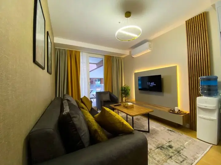 Стамбул: Elegant1 1apartment With Terrace - Core Living