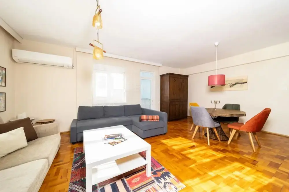 Анталья: Cozy Flat With Central Location in Muratpasa