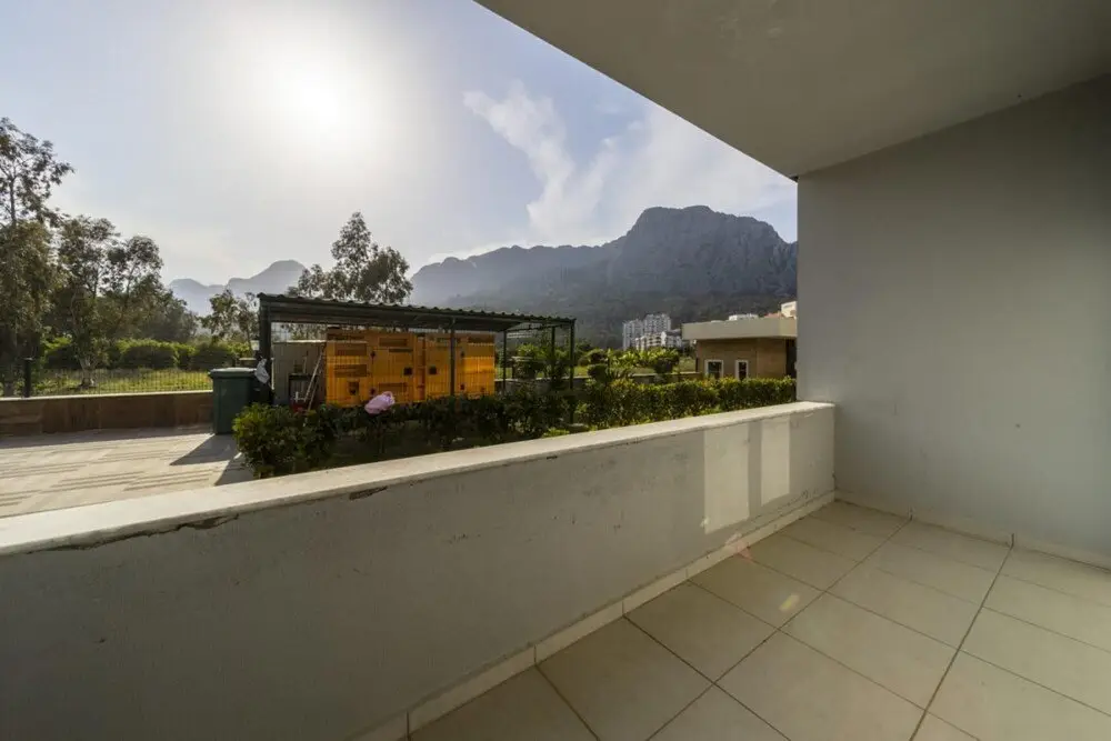 Анталья: Flat With Shared Pool and Balcony in Konyaaltii