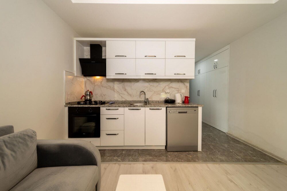 Анталья: Flat With Shared Pool and Balcony in Konyaaltii