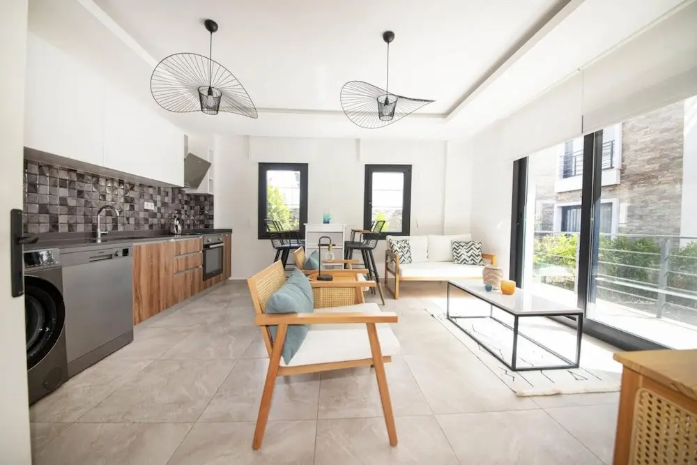 Бодрум: House With Balcony 1 Min to Beach in Bodrum