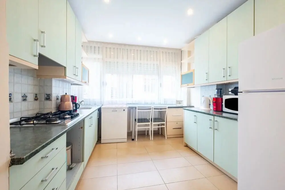 Стамбул: Cozy Flat Near Bagdat Street in Suadiye
