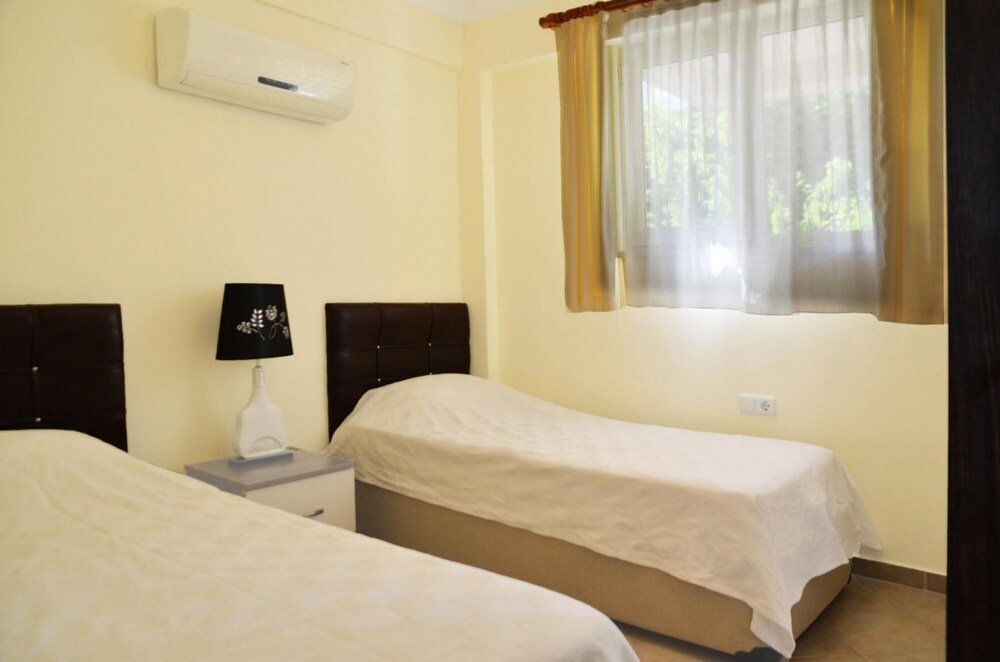 Милас: House 30 Mins to Bodrum With 21 Pools in Milas