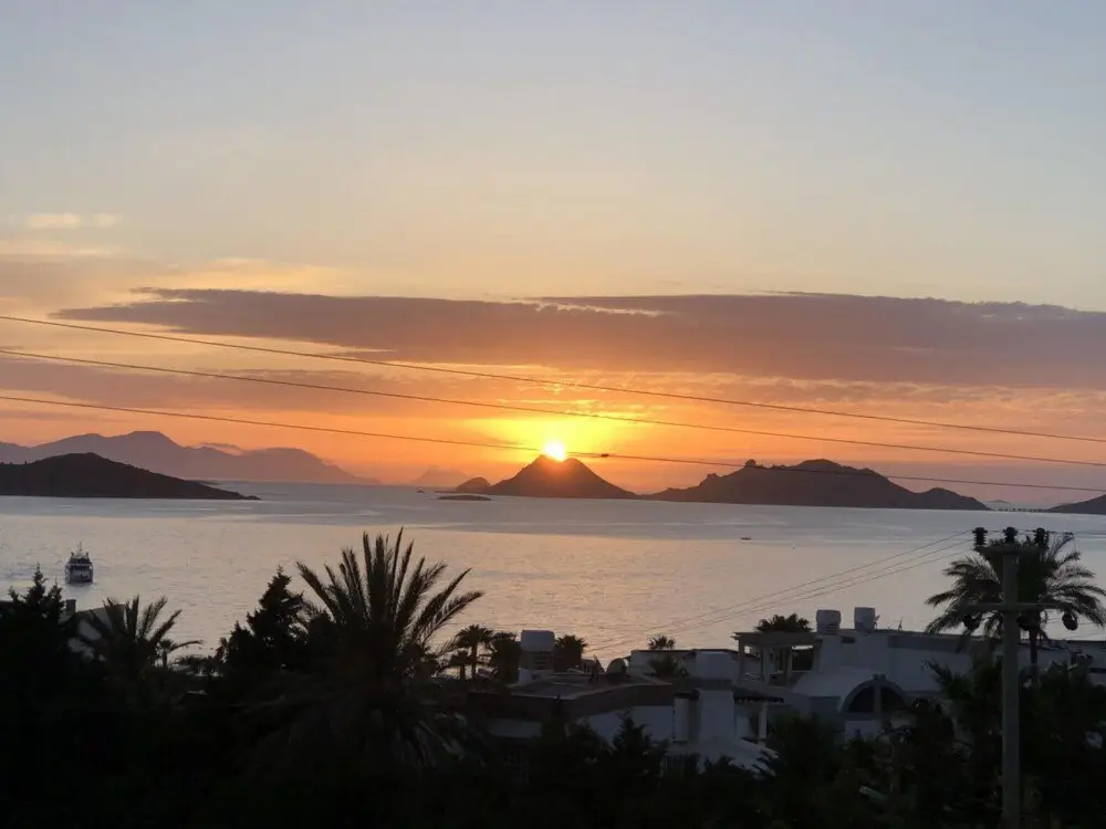 Тургутрейс: House With Amazing Sea View and Backyard in Bodrum