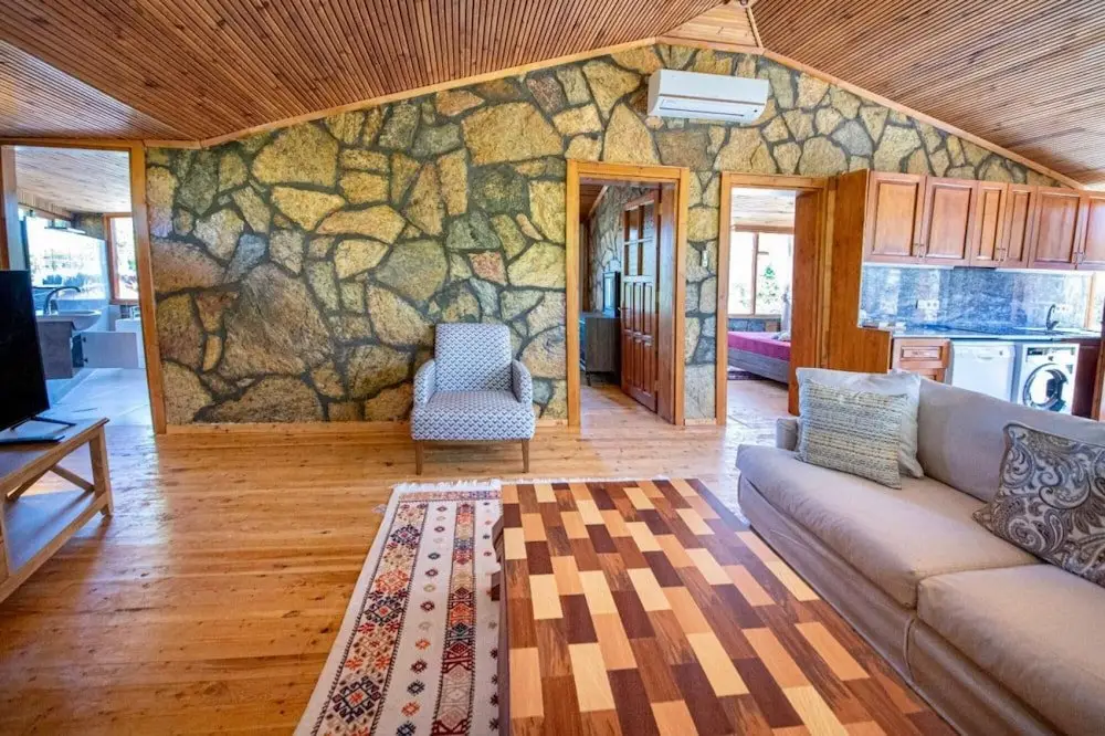 Бодрум: House With Jacuzzi and Shared Pool in Bodrum