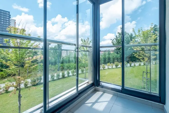 Стамбул: Elegant Flat With Balcony in Kartal