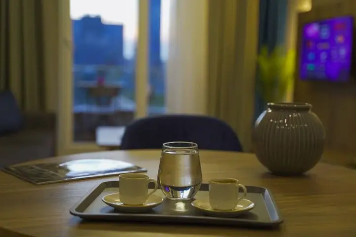 Стамбул: Brand-new Luxurious 1 1 Apartment With Terrace - Core Living
