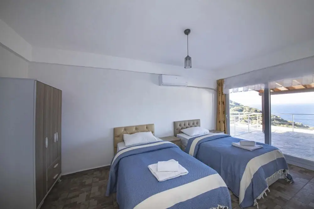Гюмюшлюк: Peaceful House With Private Beach in Gumusluk