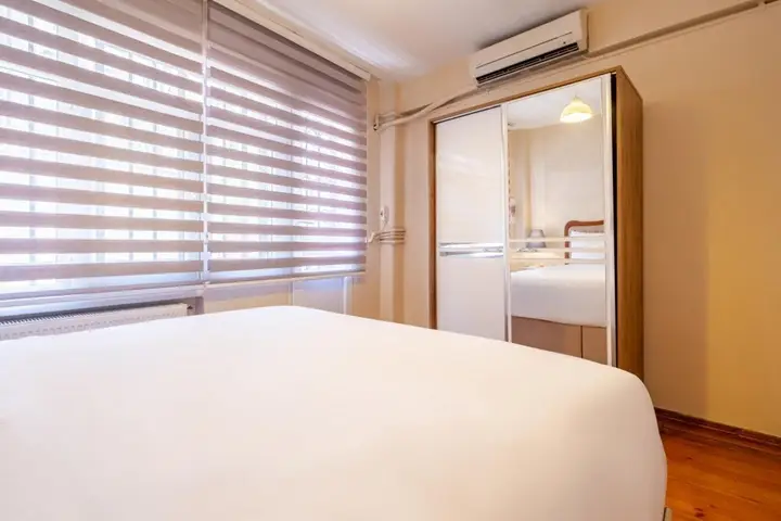 Стамбул: Central Flat With Balcony 700 m to Taksim Square
