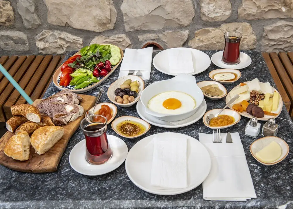Урла: 3 Salkım Butik Otel