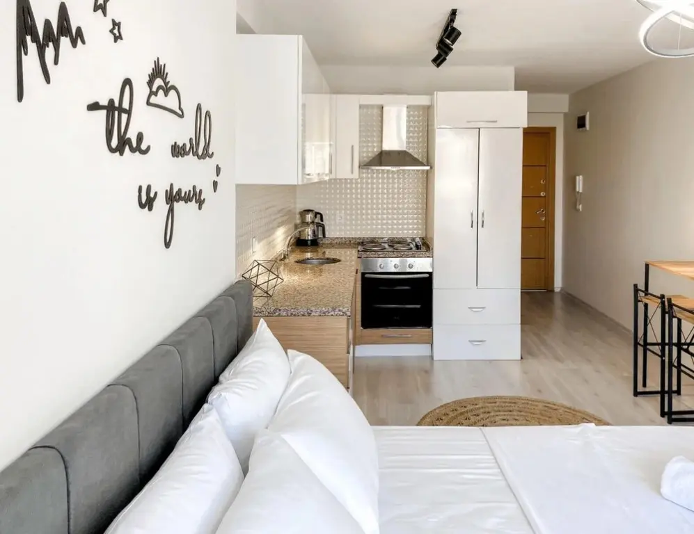 Стамбул: Cozy and Modern Studio With City View in Atasehir