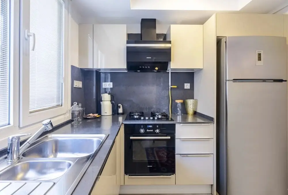 Стамбул: Sleek and Modern Flat Near Caddebostan Coast