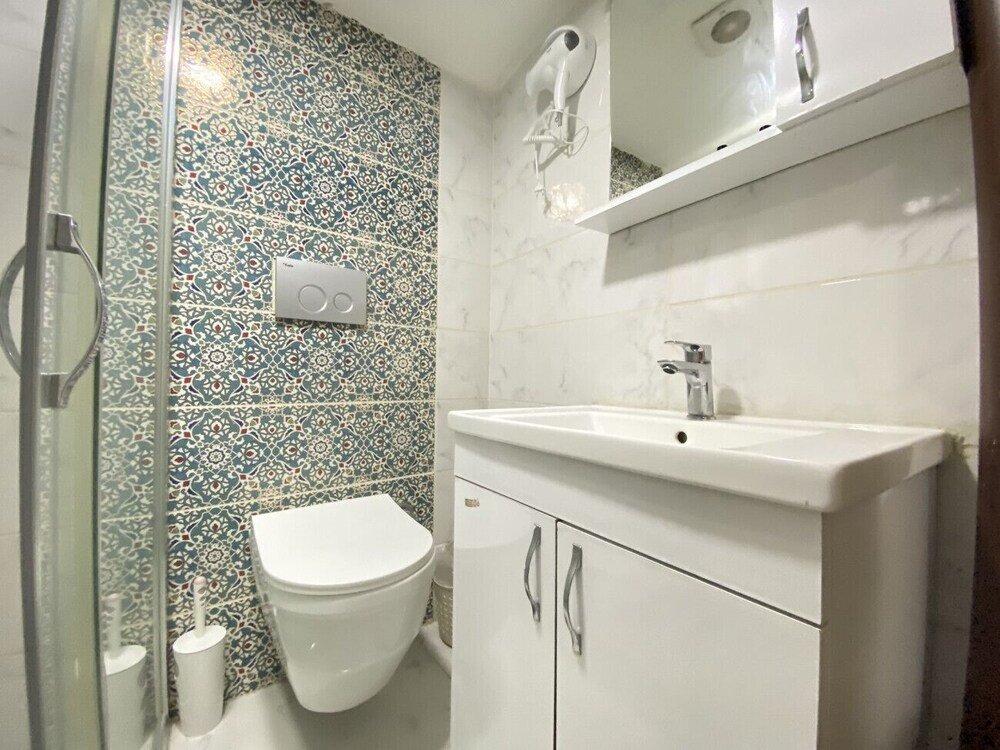 Стамбул: P2407 in Stanbul With 1 Bathrooms
