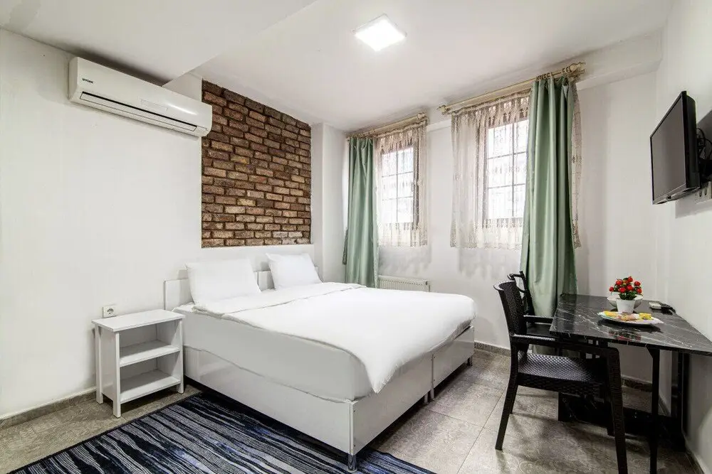 Стамбул: P2405 in Stanbul With 1 Bathrooms