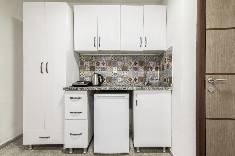 Стамбул: P2405 in Stanbul With 1 Bathrooms