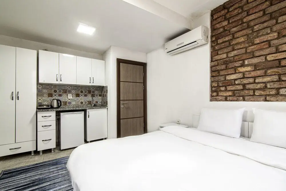 Стамбул: P2405 in Stanbul With 1 Bathrooms