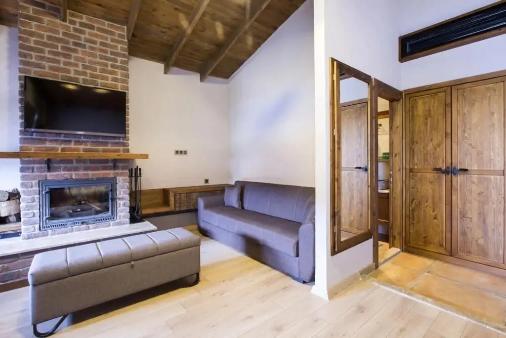 Карамюрсель: Luxurious Suits With Private Pool and Jacuzzi