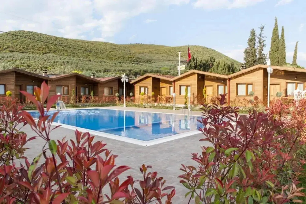 Карамюрсель: Luxurious Suits With Private Pool and Jacuzzi