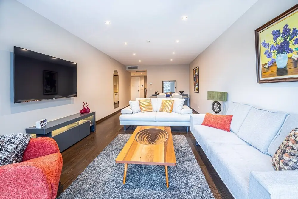 Стамбул: "modern 1bdr Residence With Pool, Gym & Parking"