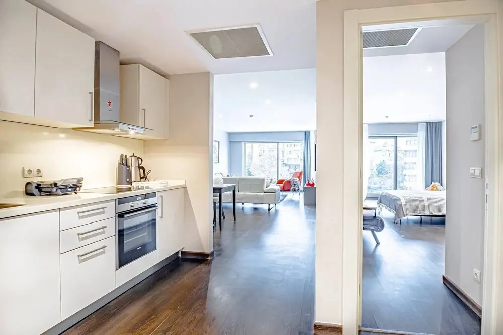 Стамбул: "modern 1bdr Residence With Pool, Gym & Parking"